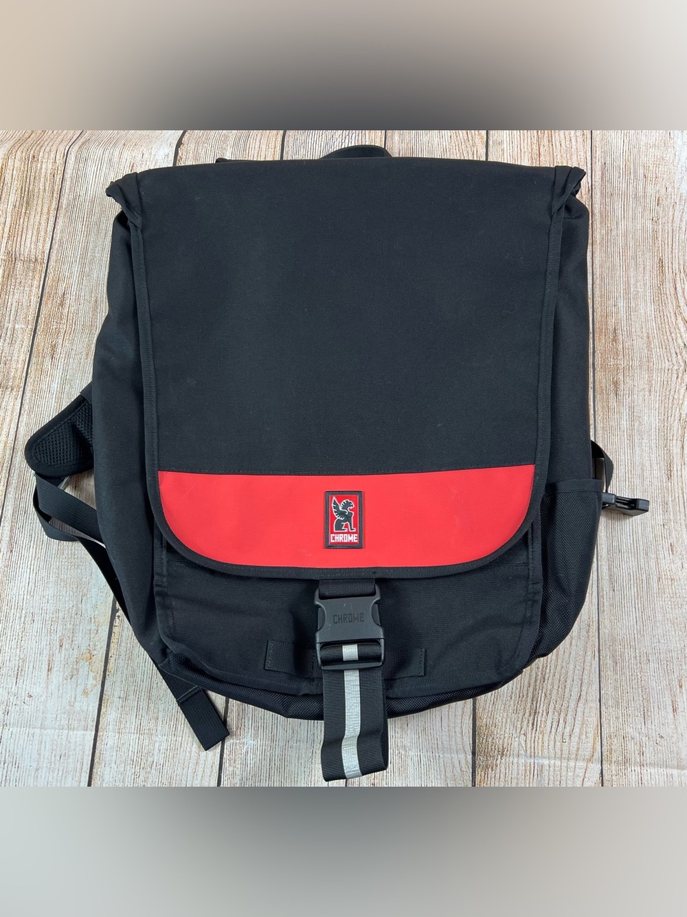 Vintage Chrome Industries Falcon Messenger Bag Backpack Black & Red